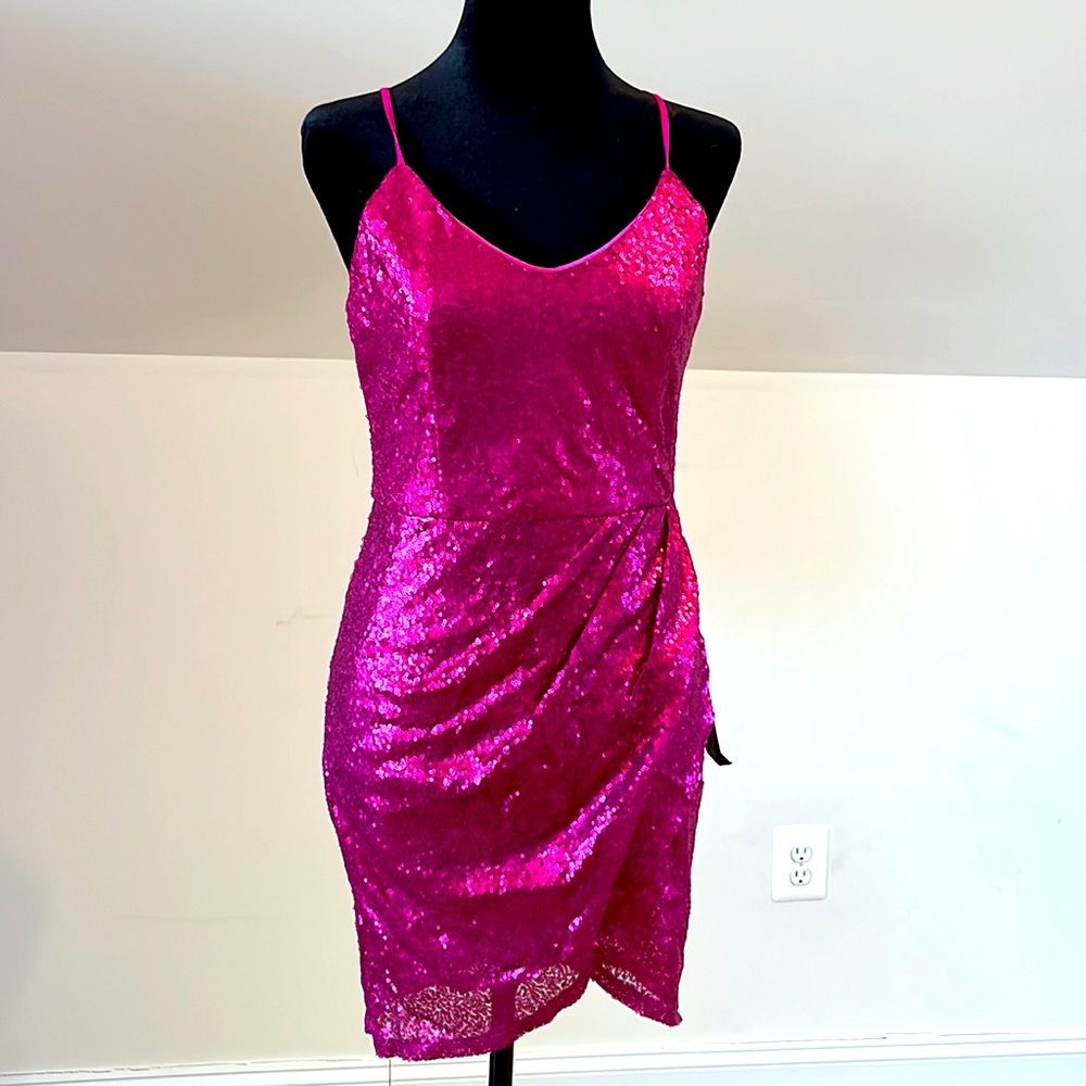 NWT Lulus sequin hot pink dress